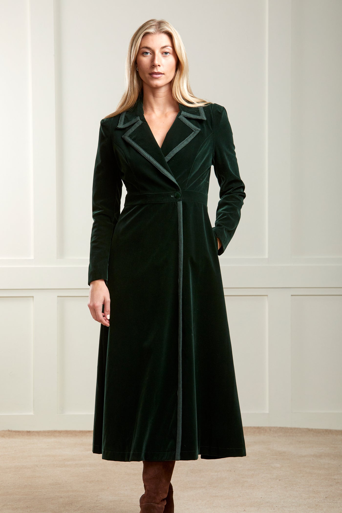 Isla - Velvet Dress Coat - Green