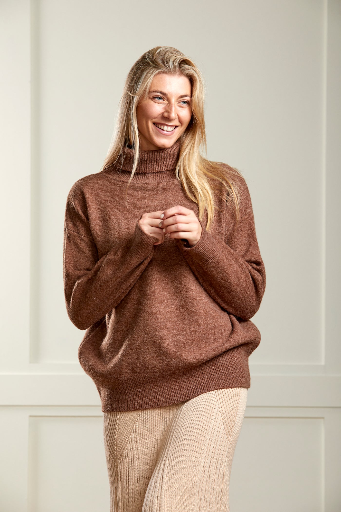 Casual Sweater - Cocoa Brown