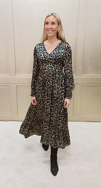 Sophie - Boho Maxi Dress - Leopard Print - 50% OFF