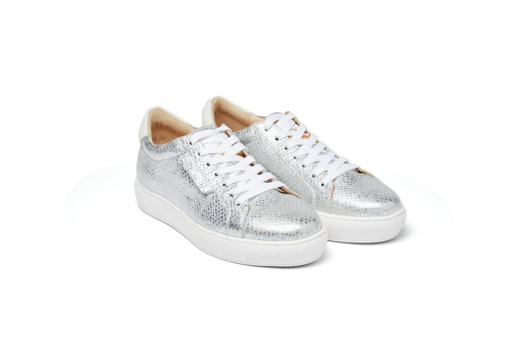 Camden Silver Low Top Trainer 70% OFF – GUINEA